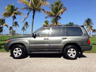 Toyota : Land Cruiser Base Sport Utility 4-Door