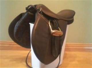 Selle classique 15 pouces + selle western 15 pouce