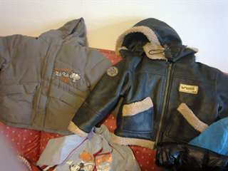 v&#234;tements pour enfants.