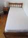 Lit sommier matelas et table de nuit - photo 2