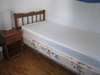 Lit sommier matelas et table de nuit - photo 3