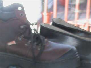 LOT DE VETEMENTS ET CHAUSSURES