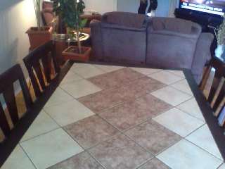 Set de cuisine en bois et de couleur brun et beige