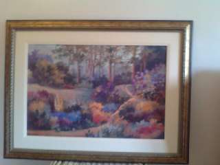 Cadres paysage horloge murale et  petites tables