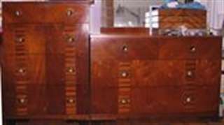 Antiquit&#233;s Bureau et commode des ann&#233;es 1950