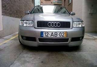 Audi A4   Ano do modelo: 2001