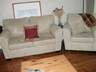 Causeuse et fauteuil