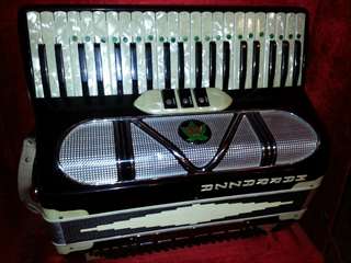 arcordeon a piano