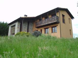 CHALET A 9 KM DE OVIEDO ASTURIES
