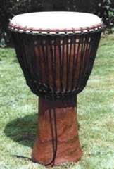 Djembe  Venez le cherchez !!!! Neuf en Bois massif