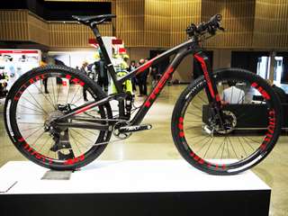 2016 SPECIALIZED VENGE PRO  $ 2,700