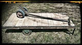 TABLE CHARIOT TYPE INDUSTRIEL(ANN&#201;ES 50)