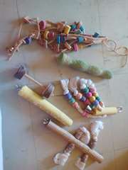 jouets, perchoirs... oiseaux