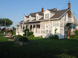 Maison meublée à côté du  Parc du Bic, Québec