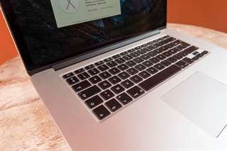 MacBook Pro 15" Retina Intel Quad Core i7 @ 2.5Ghz